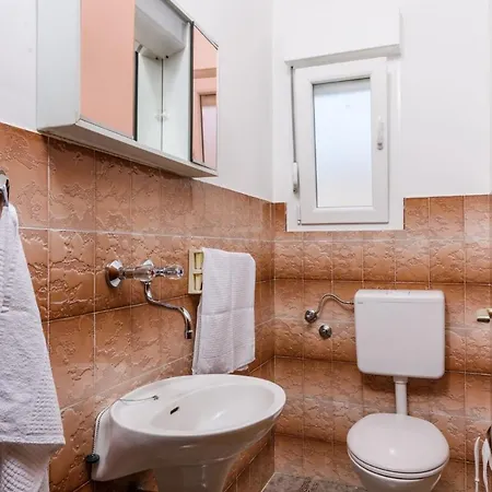 With A Parking Space Kastel Kambelovac, - 15480 Apartment *