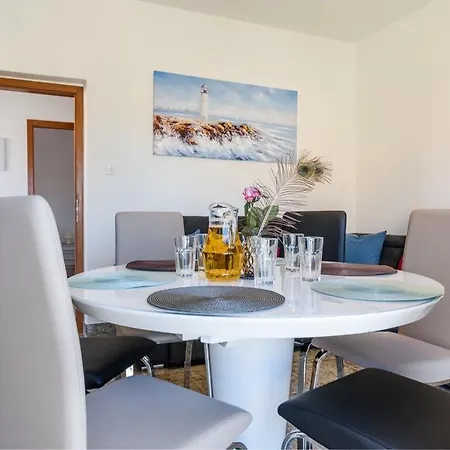 With A Parking Space Kastel Kambelovac, - 15480 Apartment
