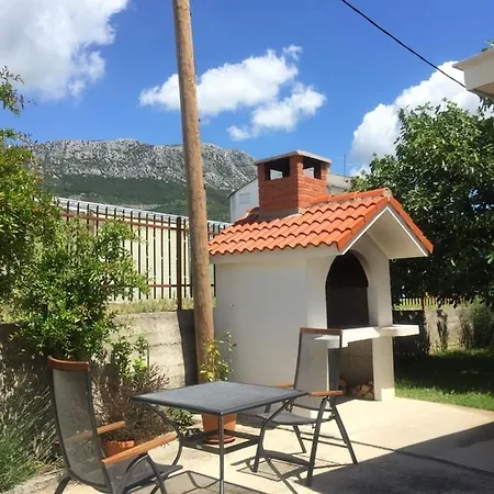 With Parking Space Kastel Kambelovac, - 15480 Kaštela